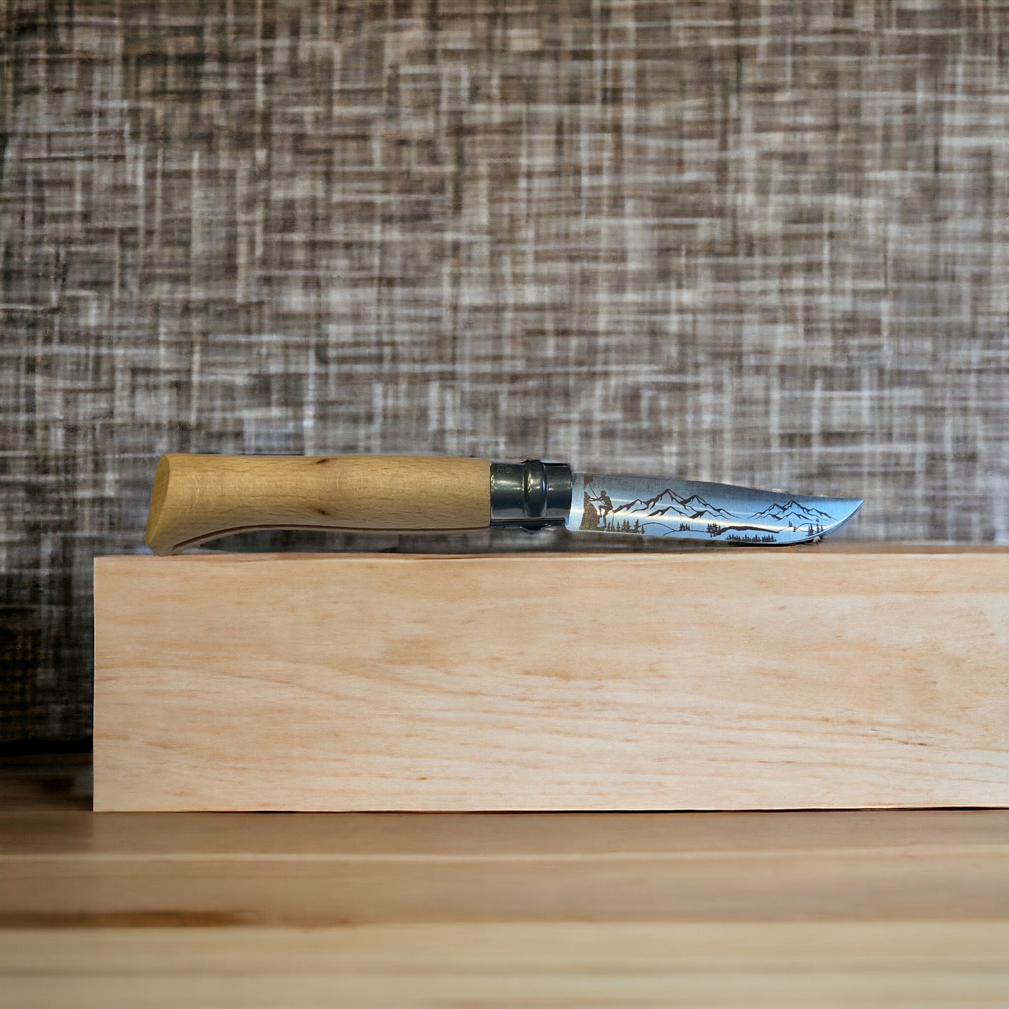 Opinel série limitée lame Escalade